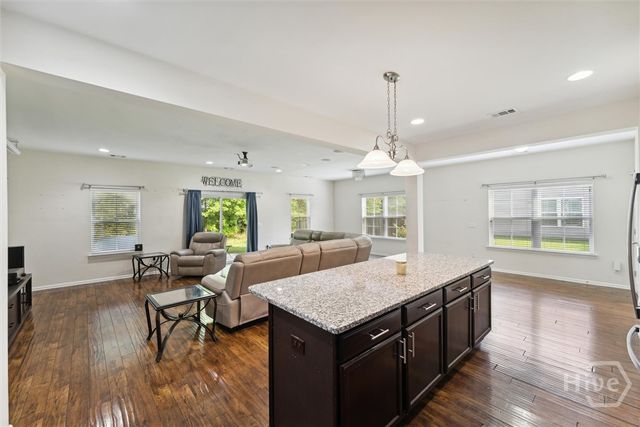 126 Waverly Way, Savannah, GA 31407