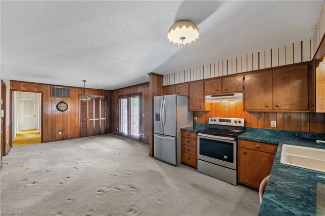 403 Eden Court, Graham, NC 27253