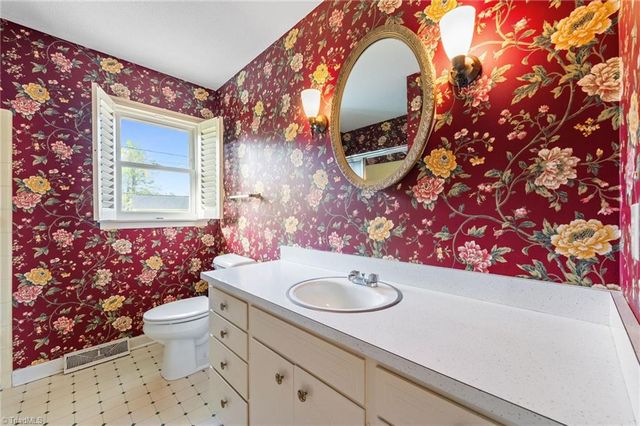 403 Eden Court, Graham, NC 27253