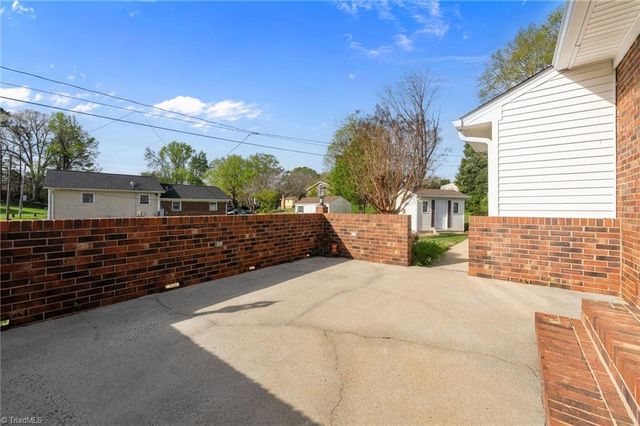 403 Eden Court, Graham, NC 27253