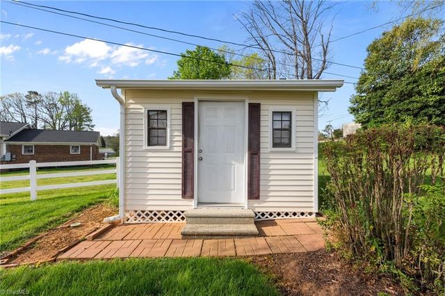 403 Eden Court, Graham, NC 27253