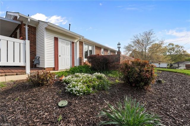 403 Eden Court, Graham, NC 27253