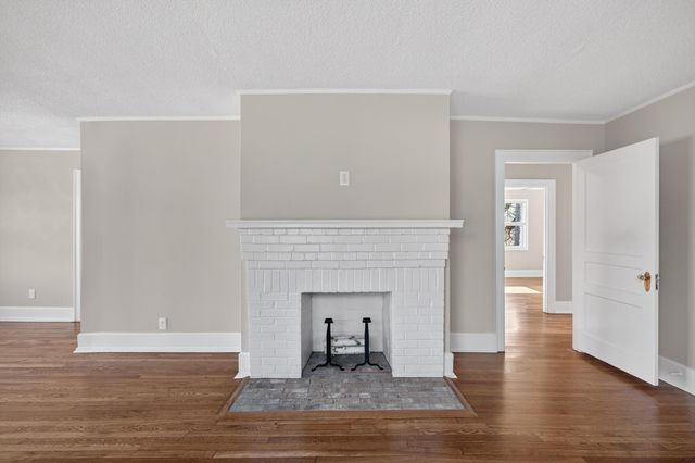 1306 Springview Drive, Chattanooga, TN 37421