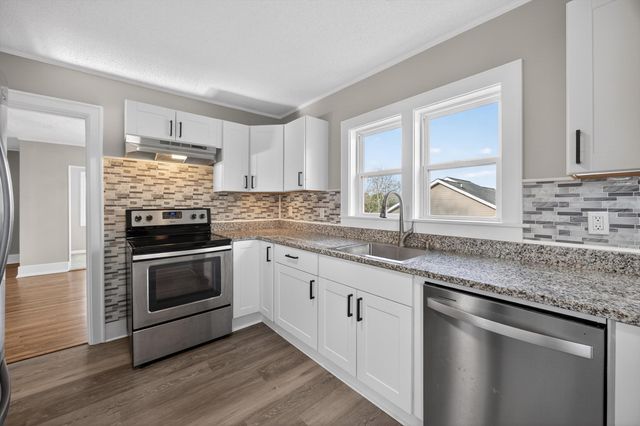 1306 Springview Drive, Chattanooga, TN 37421