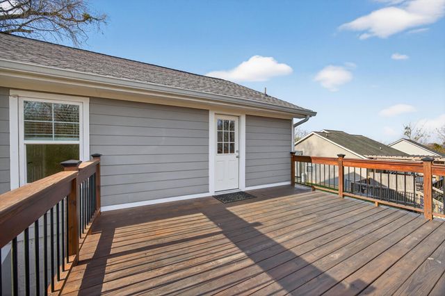 1306 Springview Drive, Chattanooga, TN 37421