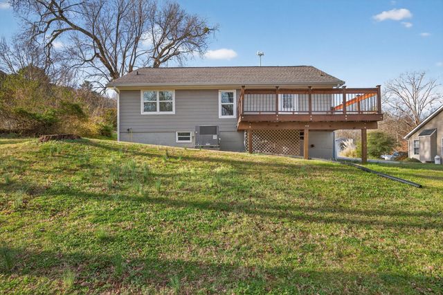 1306 Springview Drive, Chattanooga, TN 37421