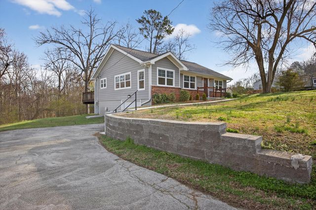 1306 Springview Drive, Chattanooga, TN 37421