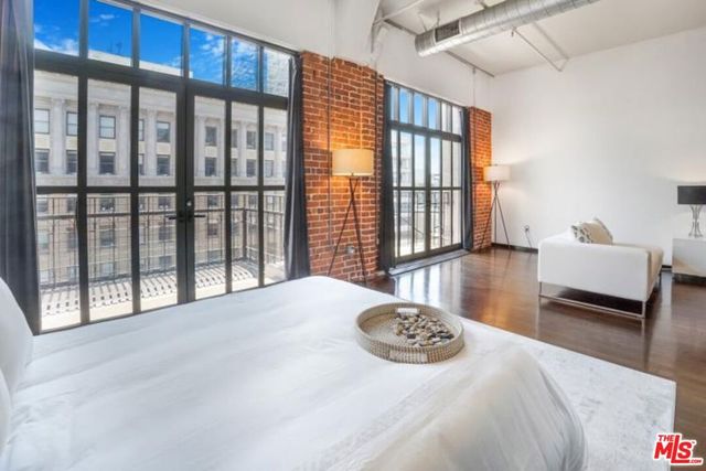 1645 N Vine Street 905, Los Angeles, CA 90028