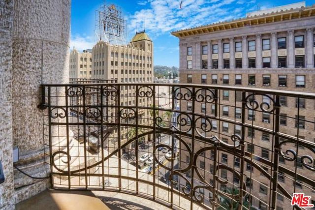 1645 N Vine Street 905, Los Angeles, CA 90028