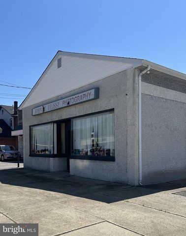 174 N BROADWAY, Pennsville, NJ 08070
