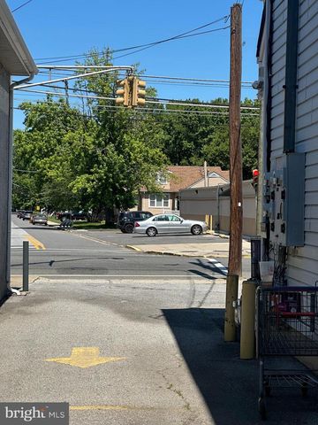 174 N BROADWAY, Pennsville, NJ 08070