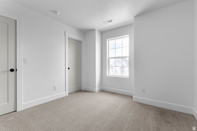 3803 W 2350 N, Clinton, UT 84015