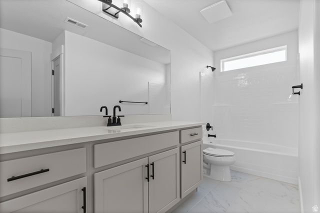 3803 W 2350 N, Clinton, UT 84015