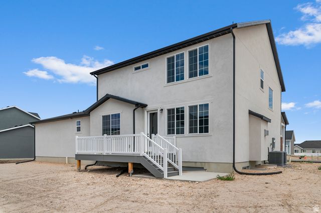 3803 W 2350 N, Clinton, UT 84015