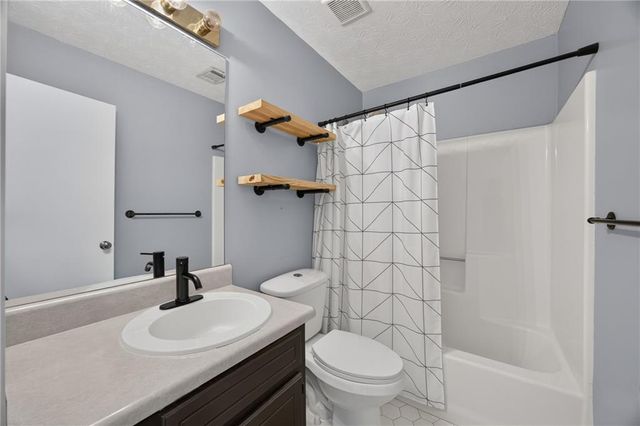1938 Brandy Woods Drive SE, Conyers, GA 30013