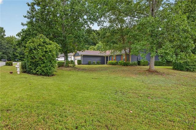 1938 Brandy Woods Drive SE, Conyers, GA 30013