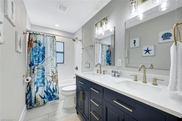 761 99th AVE N, Naples, FL 34108