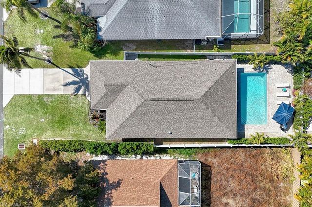 761 99th AVE N, Naples, FL 34108