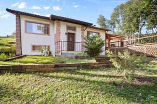 4884 Lower Grave Creek Road, Sunny Valley, OR 97497
