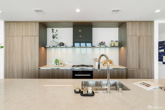 1 Bristol Court 218, San Francisco, CA 94130