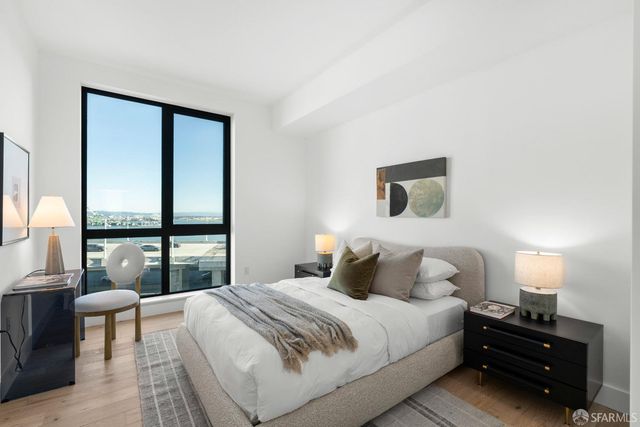 1 Bristol Court 218, San Francisco, CA 94130