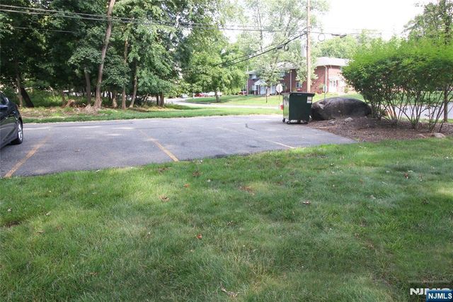 216 Washington Drive, Ramsey, NJ 07446
