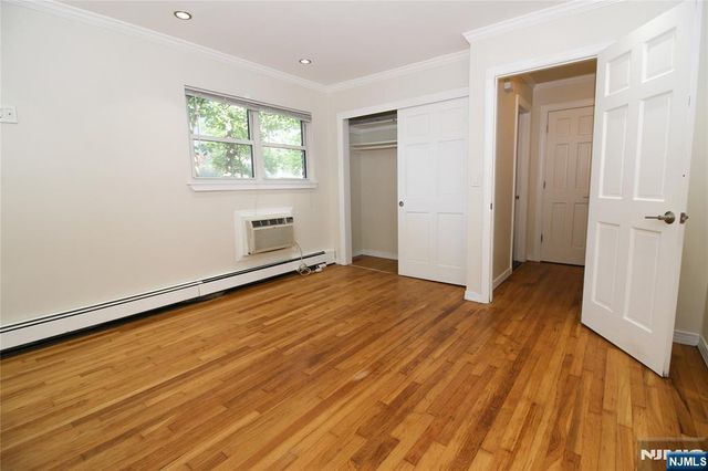 216 Washington Drive, Ramsey, NJ 07446