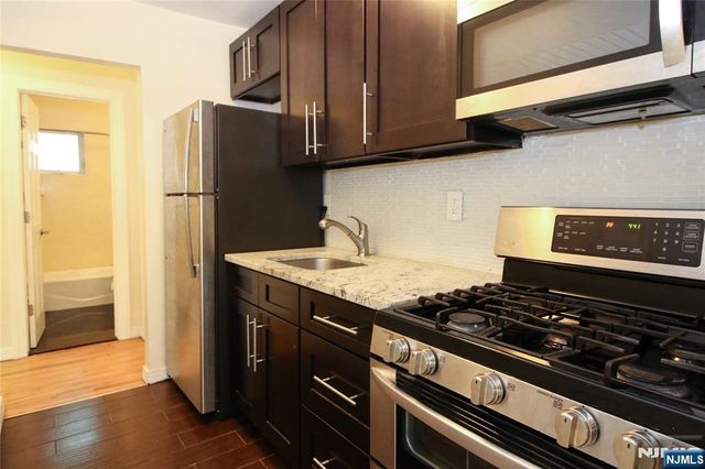 216 Washington Drive, Ramsey, NJ 07446