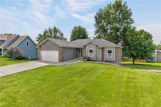 1303 NE 103rd Street, Kansas City, MO 64155