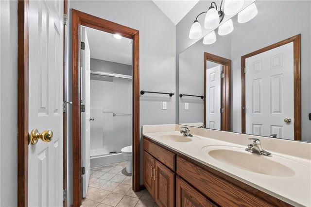 1303 NE 103rd Street, Kansas City, MO 64155