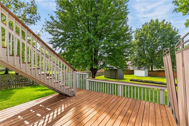 1303 NE 103rd Street, Kansas City, MO 64155
