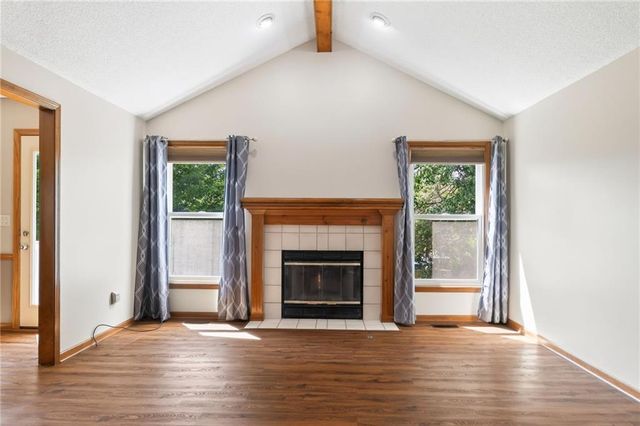 1303 NE 103rd Street, Kansas City, MO 64155