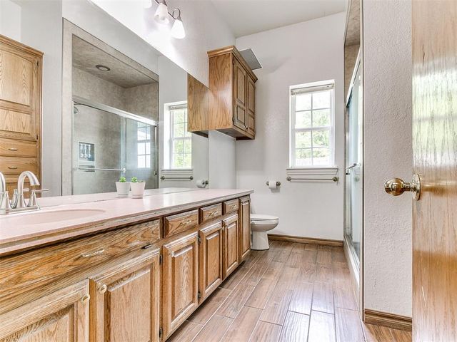 6713 Lago Ranchero Drive, Norman, OK 73026