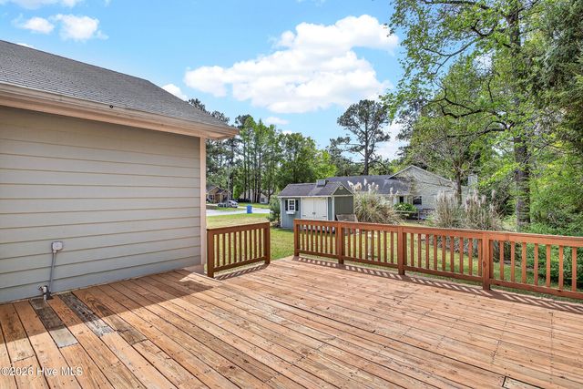 110 Stone Court, Jacksonville, NC 28540