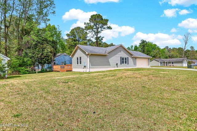 110 Stone Court, Jacksonville, NC 28540