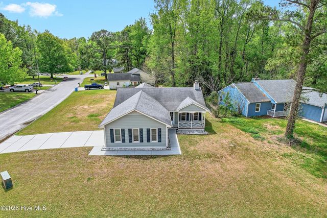 110 Stone Court, Jacksonville, NC 28540