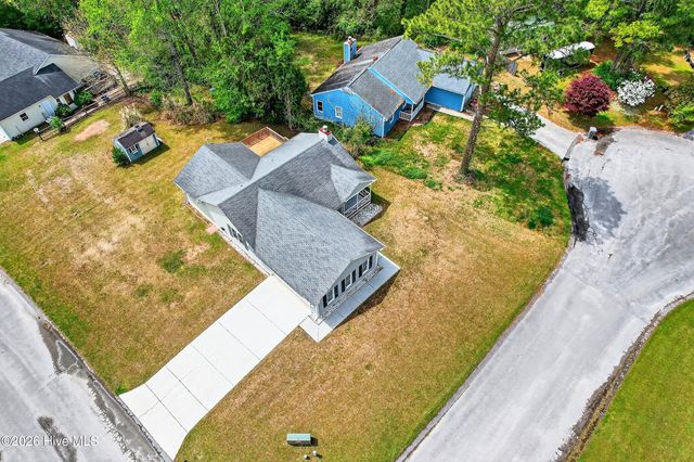 110 Stone Court, Jacksonville, NC 28540