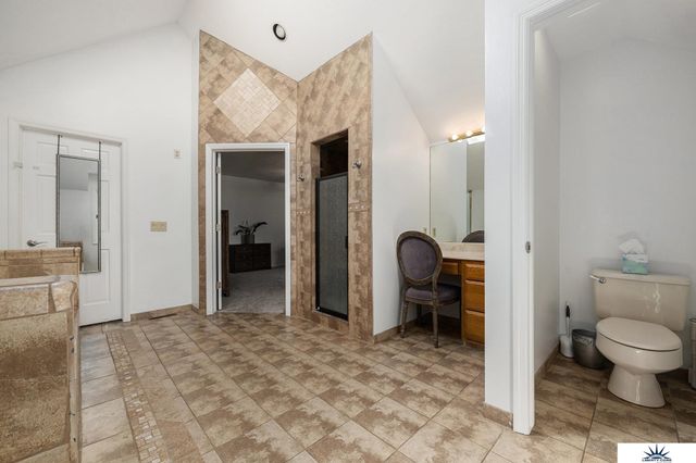 13407 Seward Street, Omaha, NE 68154