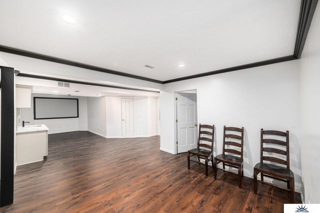 13407 Seward Street, Omaha, NE 68154