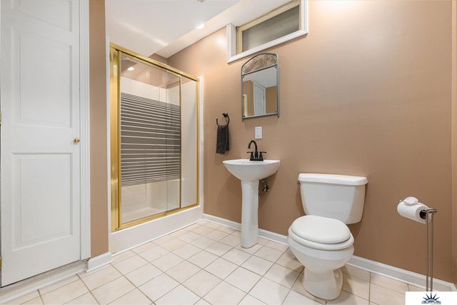 13407 Seward Street, Omaha, NE 68154