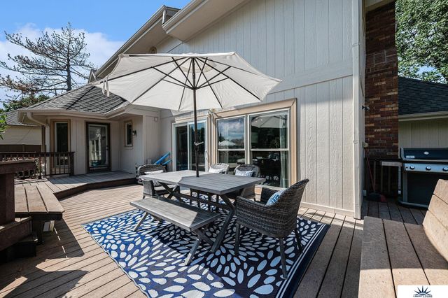 13407 Seward Street, Omaha, NE 68154