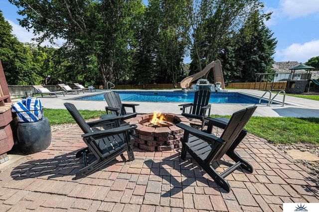 13407 Seward Street, Omaha, NE 68154