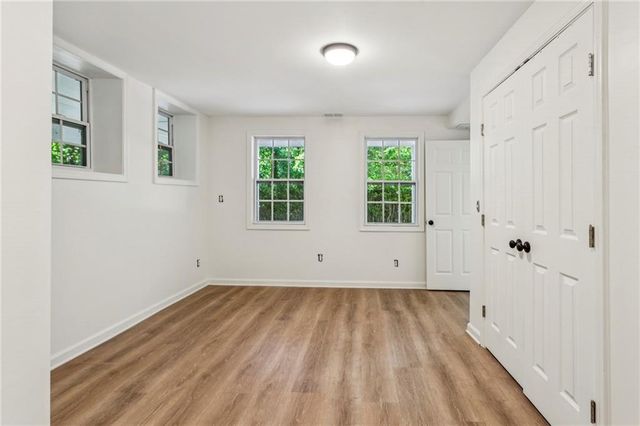 28 Anastasia Drive SE, Mableton, GA 30126