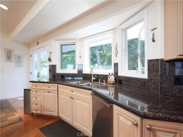 49 Saddleback, Rolling Hills, CA 90274