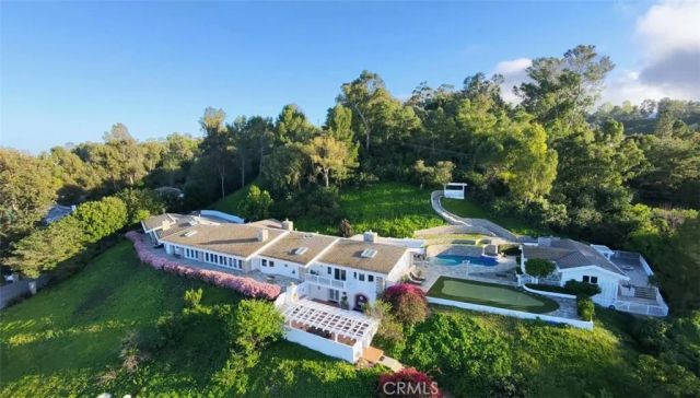 49 Saddleback, Rolling Hills, CA 90274