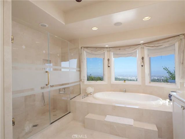 49 Saddleback, Rolling Hills, CA 90274