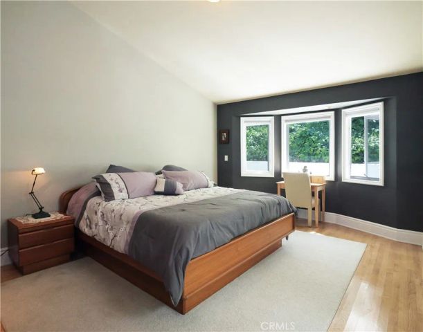 49 Saddleback, Rolling Hills, CA 90274