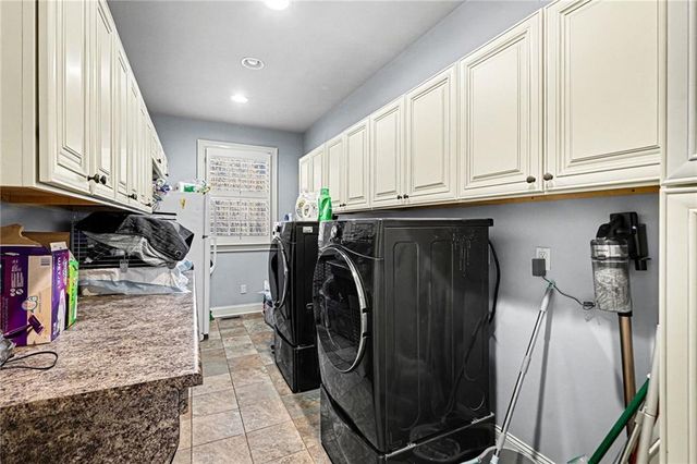 9369 Kraft Drive, Winston, GA 30187