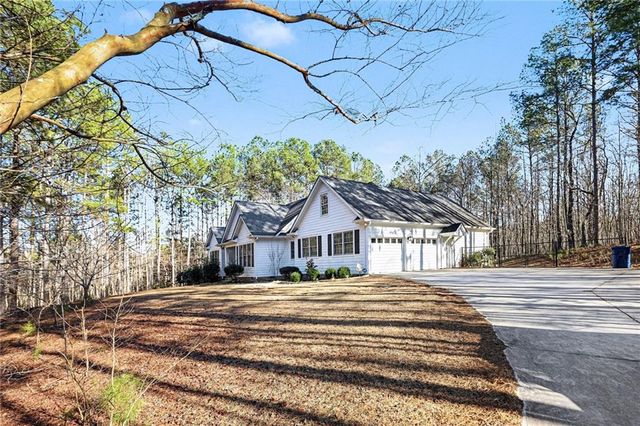 9369 Kraft Drive, Winston, GA 30187