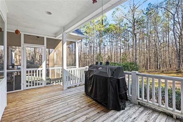 9369 Kraft Drive, Winston, GA 30187